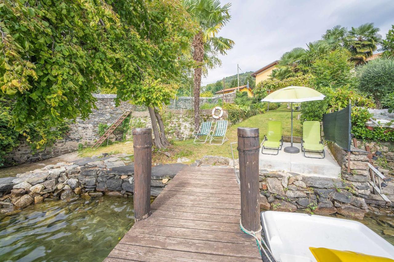 Il Glicine Appartamento Con Darsena Privata A Lago Pettenasco Exterior foto
