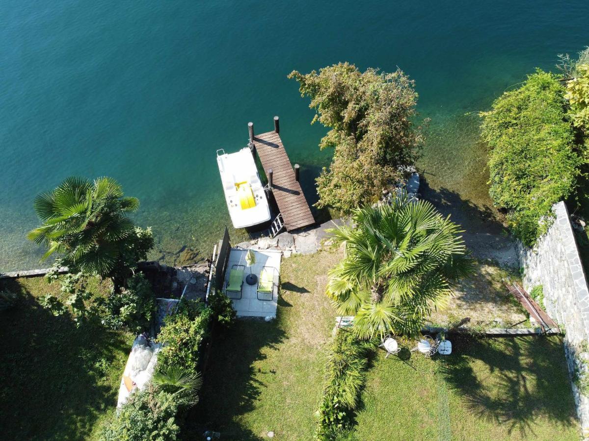Il Glicine Appartamento Con Darsena Privata A Lago Pettenasco Exterior foto